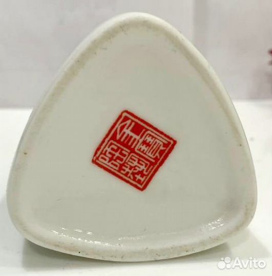 Фарфоровпя вазочка. Винтаж. Китай 14 см