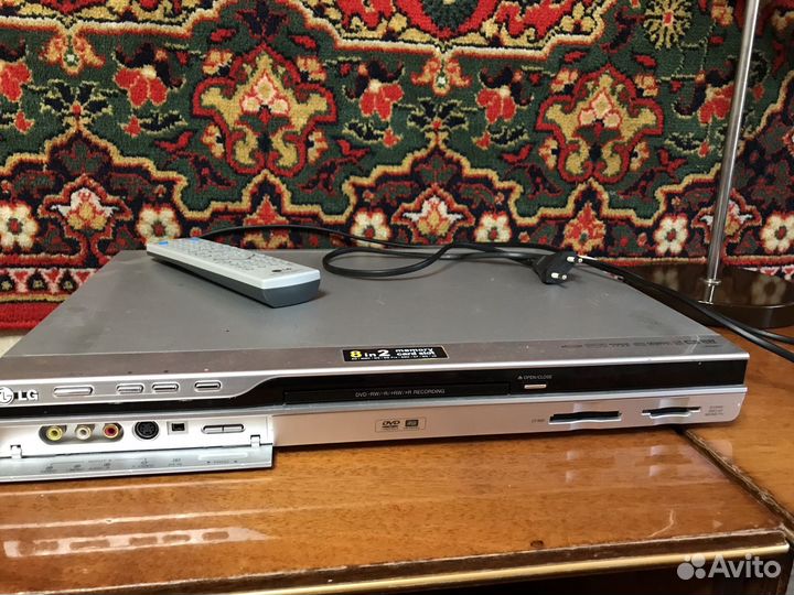 DVD-Рекордер LG DR 588X