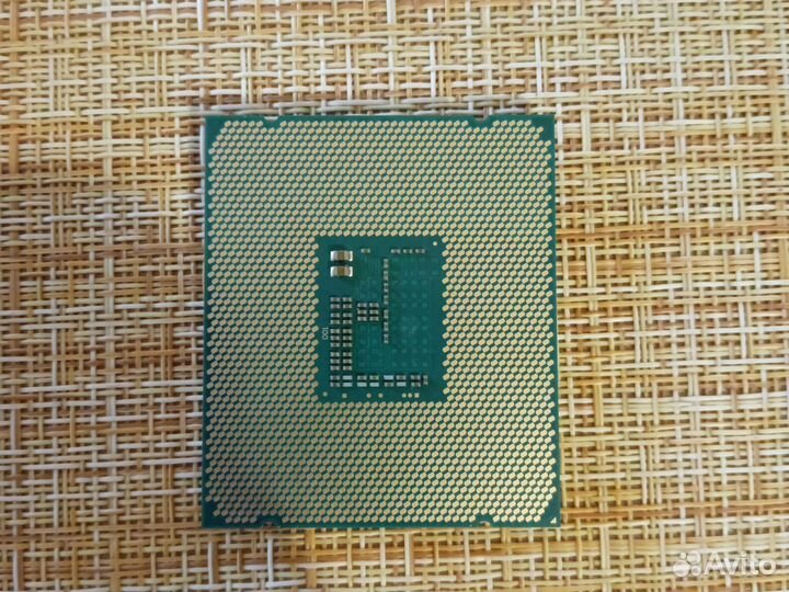 Процессор Xeon e5 2640v3