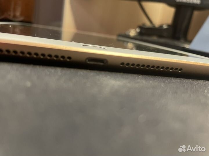 Планшет apple iPad