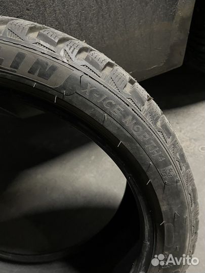 Michelin X-Ice North 4 245/40 R19 98T