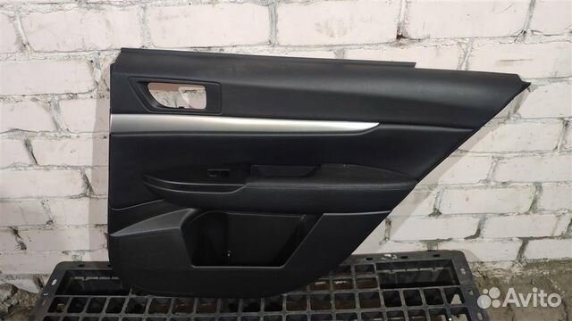 Обшивка двери задней левой от Subaru Subaru Outba