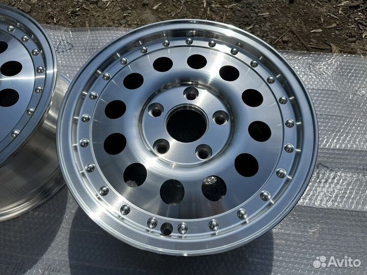 American Racing 2 диска новые AR62