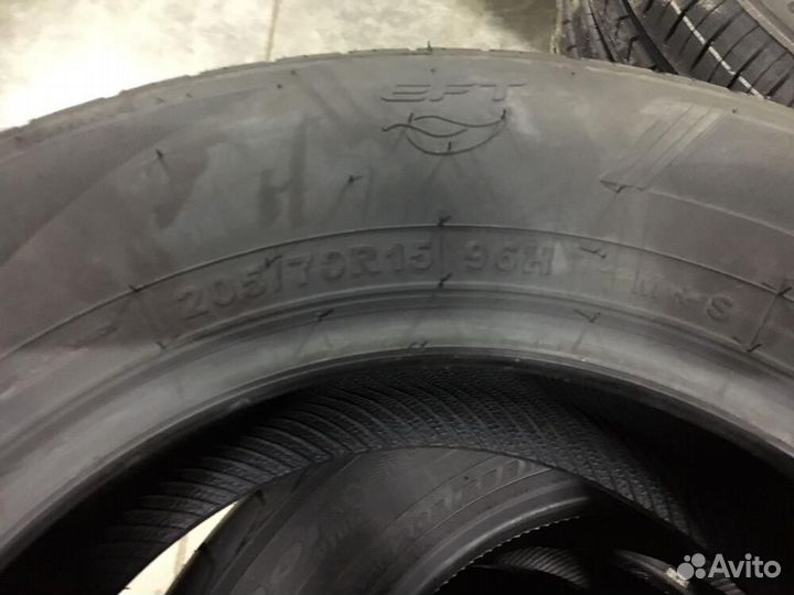 Sailun Terramax CVR 205/70 R15 96H