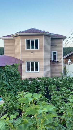 Коттедж 157 м² на участке 6,2 сот.