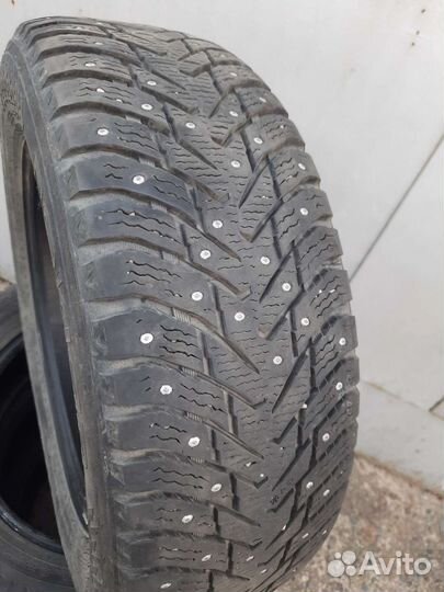 Nokian Tyres Hakkapeliitta 8 SUV 215/65 R17