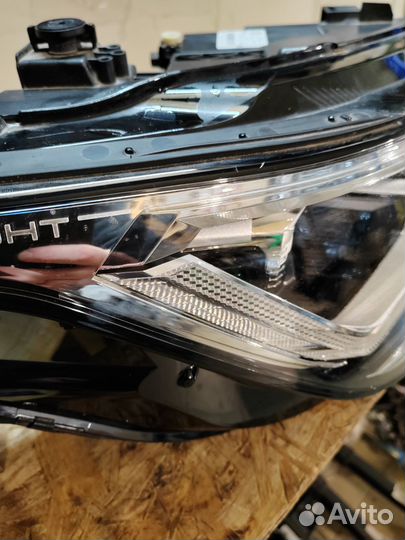 Правая фара VW Tiguan 2, IQ LED