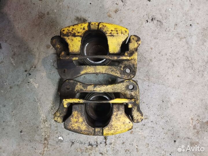 Суппорт газ