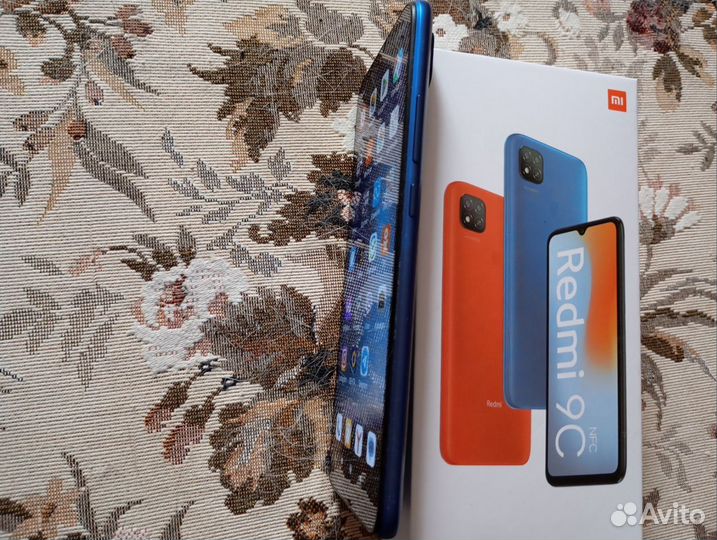 Xiaomi Redmi 8, 4/64 ГБ