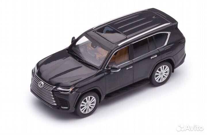 Модель Lexus LX600 Executive черный 1/43 kyosho