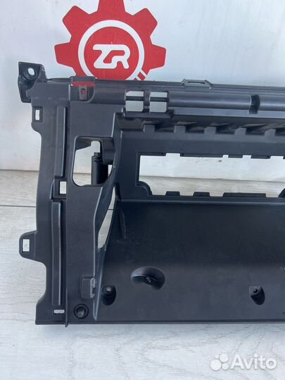 Lexus Rx4 корпус бардачка