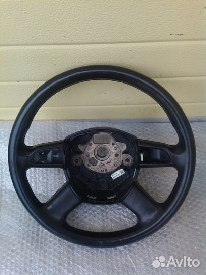 Ауди А4 (В7) -рулевое колесо