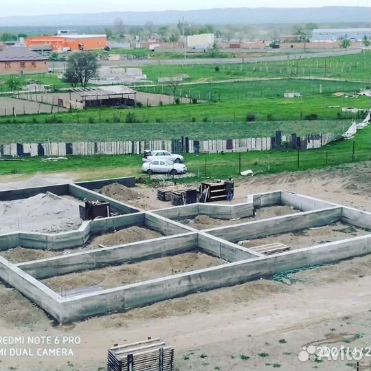 Заливаем фундамент