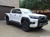 Toyota Hilux 2.8 AT, 2024, 28 км, с пробегом, цена 7 200 000 руб.