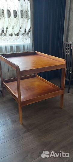 Пеленальный столик