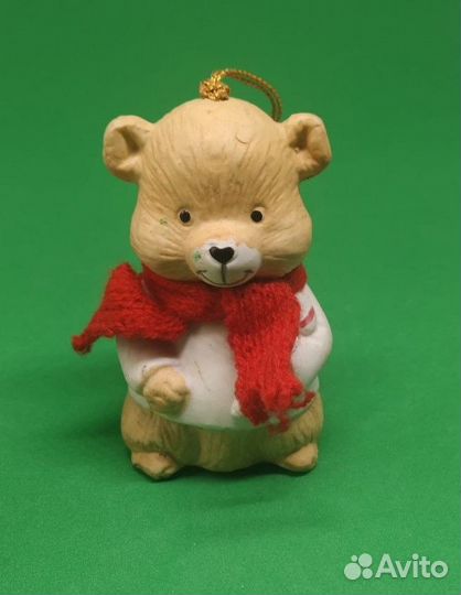 Елочная игрушка колокольчик медведь