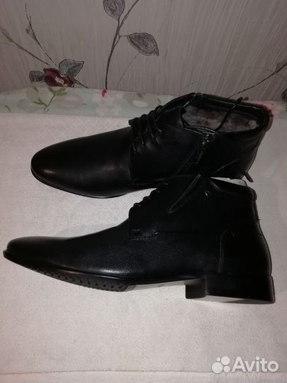 Ботинки зимние с мехом 41 размер