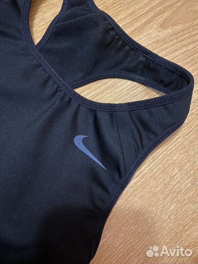 Топ Nike dri-fit XS
