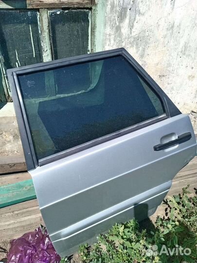 Дверь задняя левая на ваз 2114
