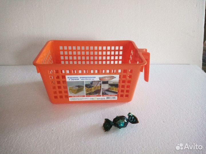 Корзинка новая пластиковая
