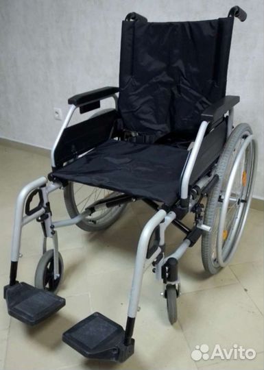 Инвалидная коляска новая