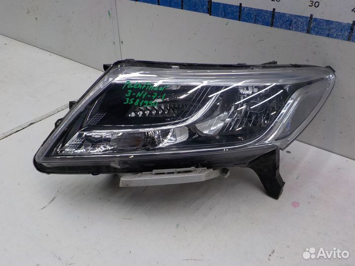 Фара левая Nissan Pathfinder