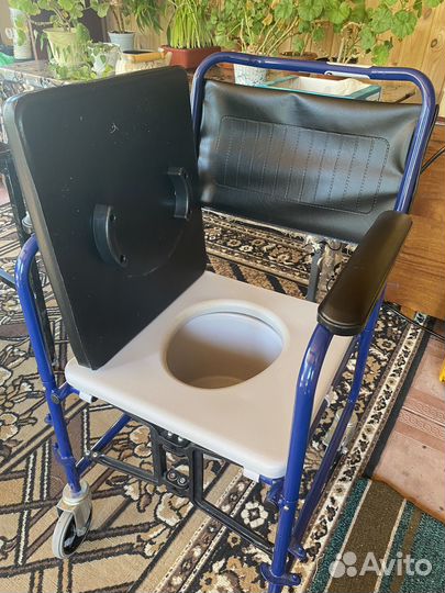 Кресло-каляска с санитарным оснащением