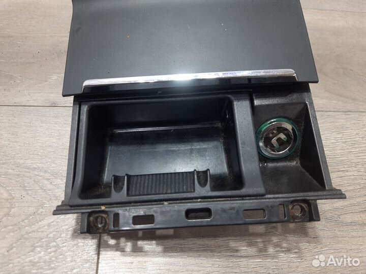 Пепельница в консоль для Skoda Superb II