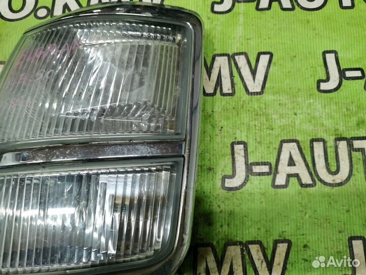 Фара противотуманная Nissan Elgrand