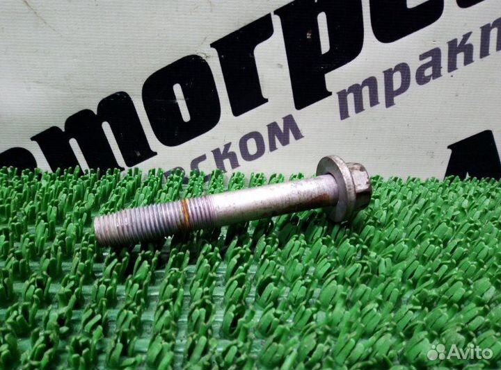 Болт Toyota Avensis AZT251 2AZ-FSE 2007.03