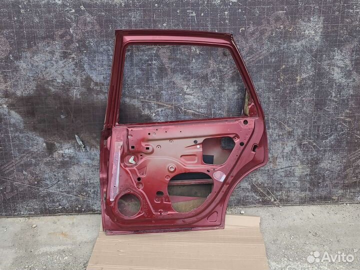 Дверь задняя правая Opel Vectra B 1995-2001