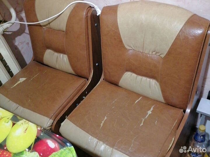 Кухонный угловой диван