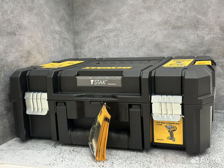 Кейс для гайковерта DeWalt tstak DCF892