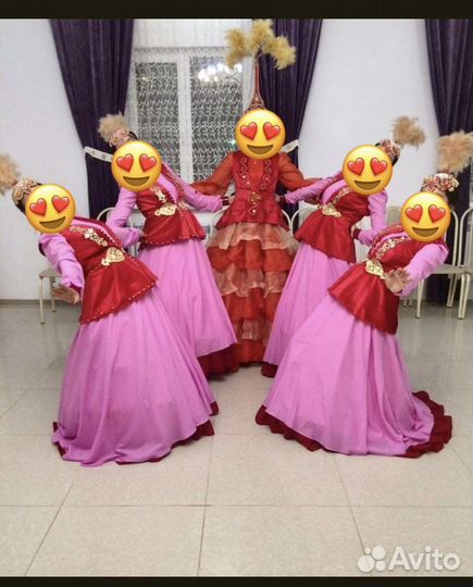Казахские национальные костюмы
