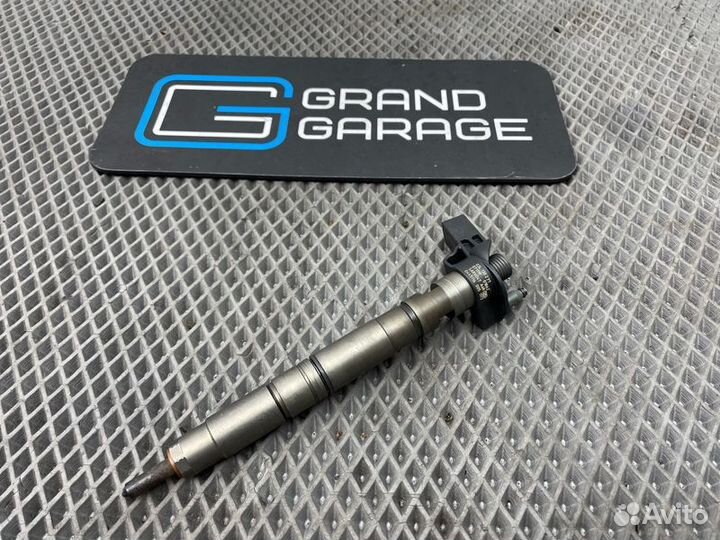 Форсунка топливная Volkswagen Tiguan 5N1 TDI cbab