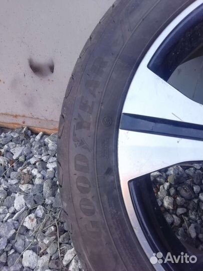 Goodyear EfficientGrip Performance 2 205/55 R17 95V