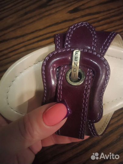 Шлепанцы Fendi Италия