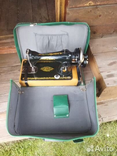 Швейная машина отличная