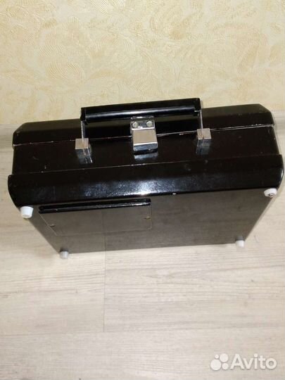 Металлический ящик футляр СССР