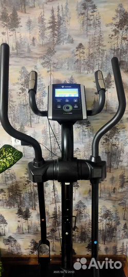 Эллиптический тренажер torneo C-530 transform