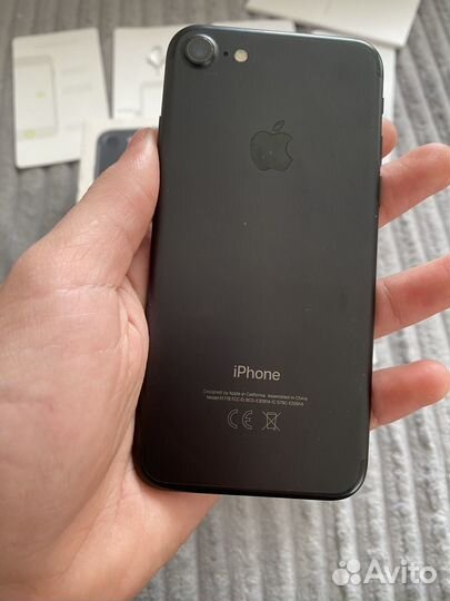 iPhone 7, 32 ГБ
