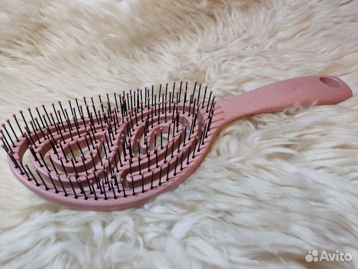 Массажные щётки. Расчёска для женских волос