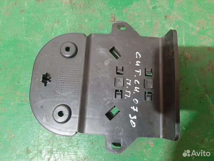 Накладка сиденья Citroen C4 хэтчбек ET3J4 2005