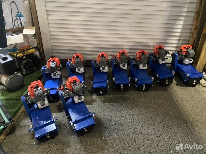 Детский снегокат с мотором