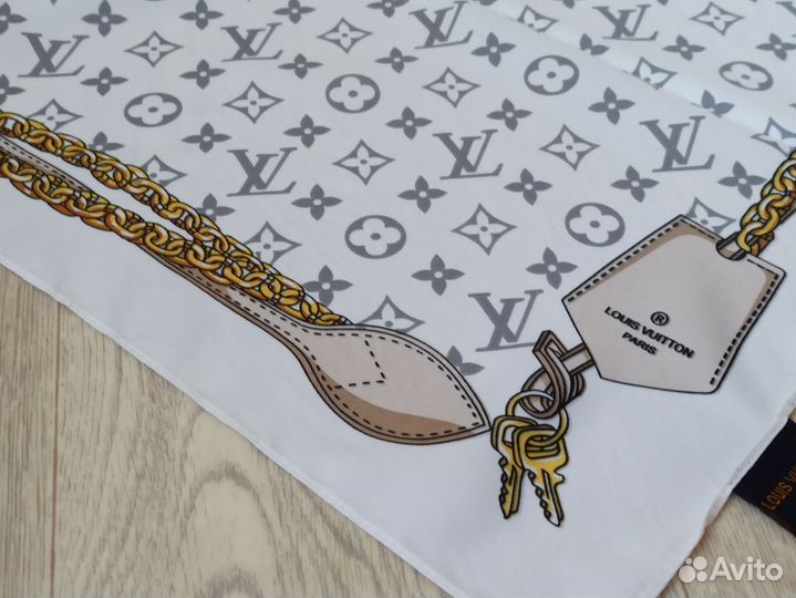 Белый Шелковый платок Louis Vuitton