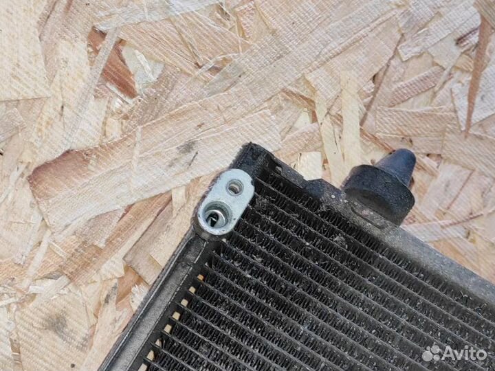 Радиатор кондиционера Toyota Avensis ZZT25 1zzfe