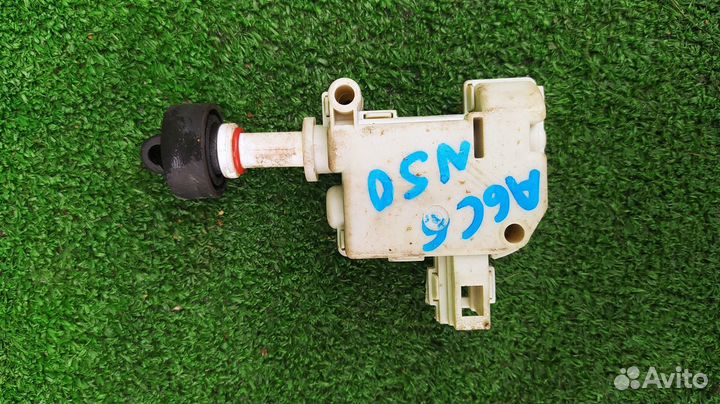 Замок бардачка Audi A6 Avant sline BDW 2005