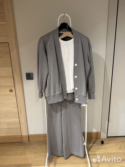 Костюм с брюками 146/152