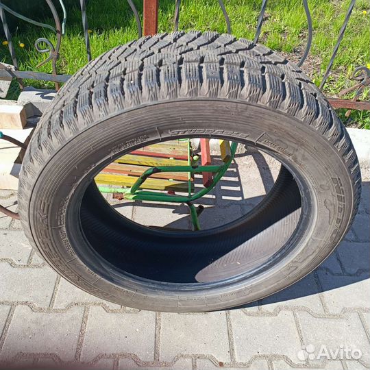 Nitto Therma Spike 235/55 R19 105T