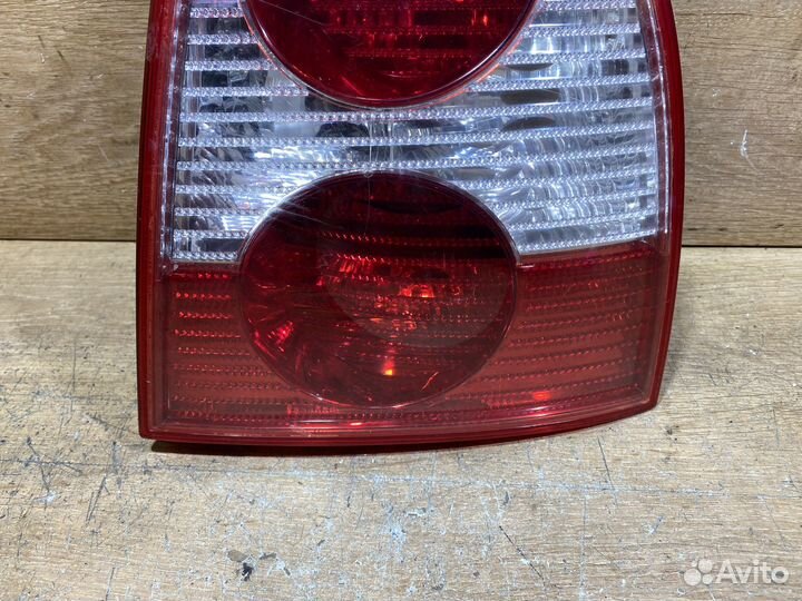 Фонарь задний правый VW Passat B5 + Арт. 111358